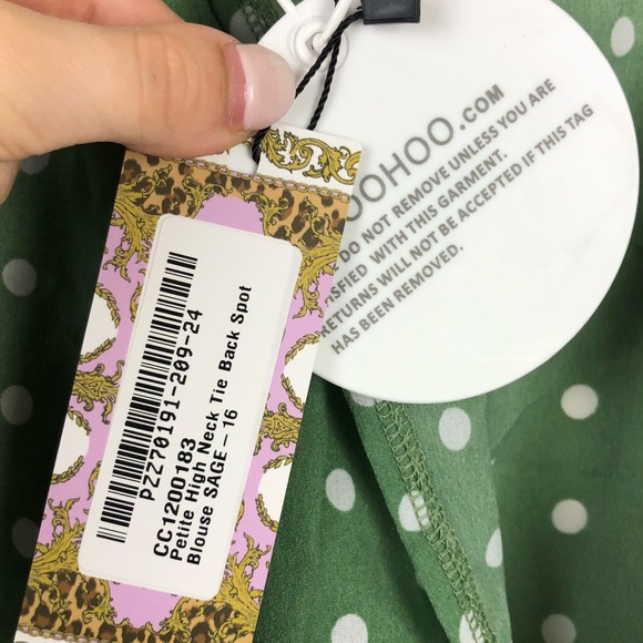 NWT Boohoo Petite High Neck Tie Back Spot Blouse - Picture 6 of 6